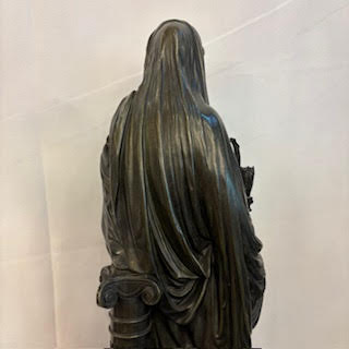 Escultora Diana la cazadora Eugéne Lois Lequesne. Francia SXIX