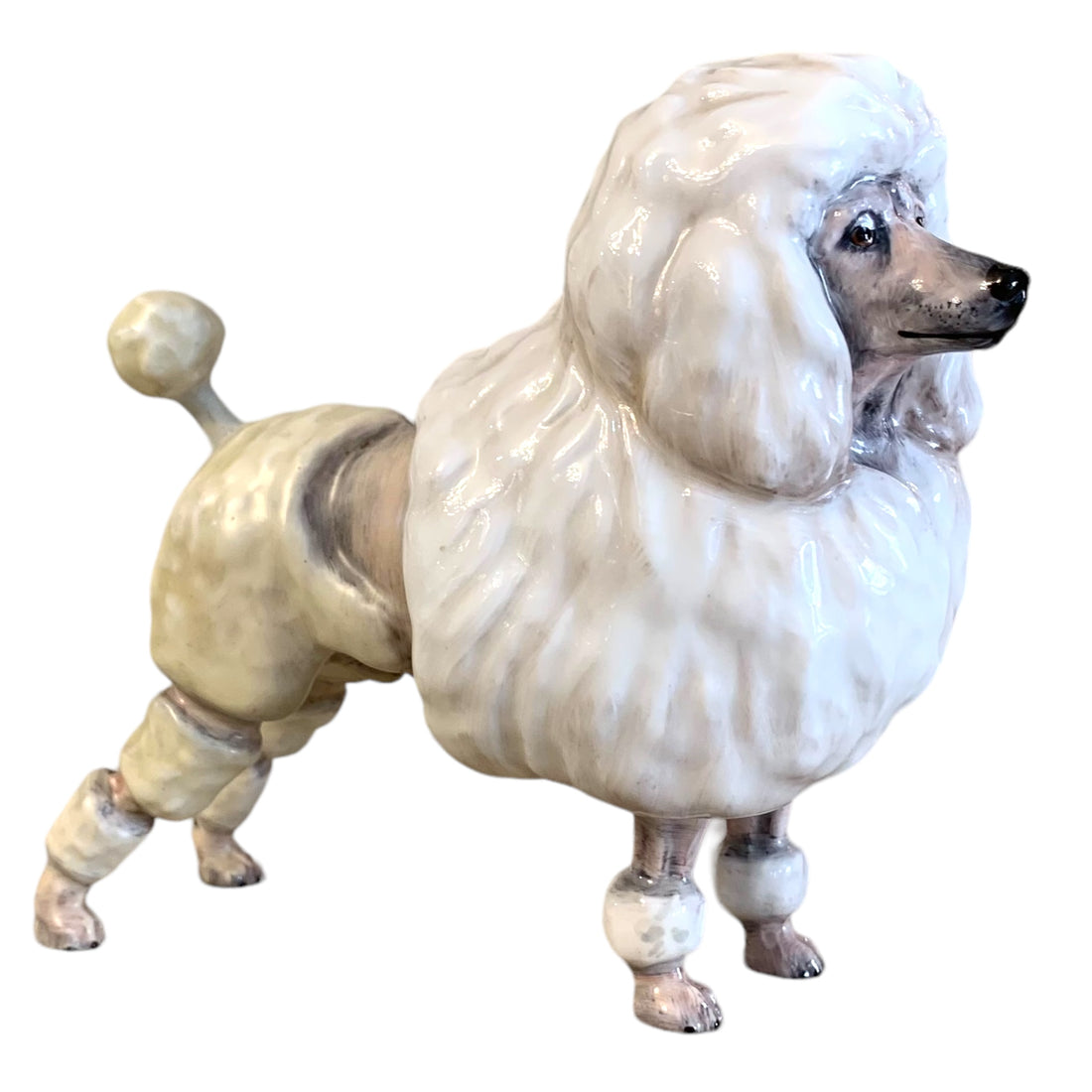 Perro firmado Royal Doulton. SXIX