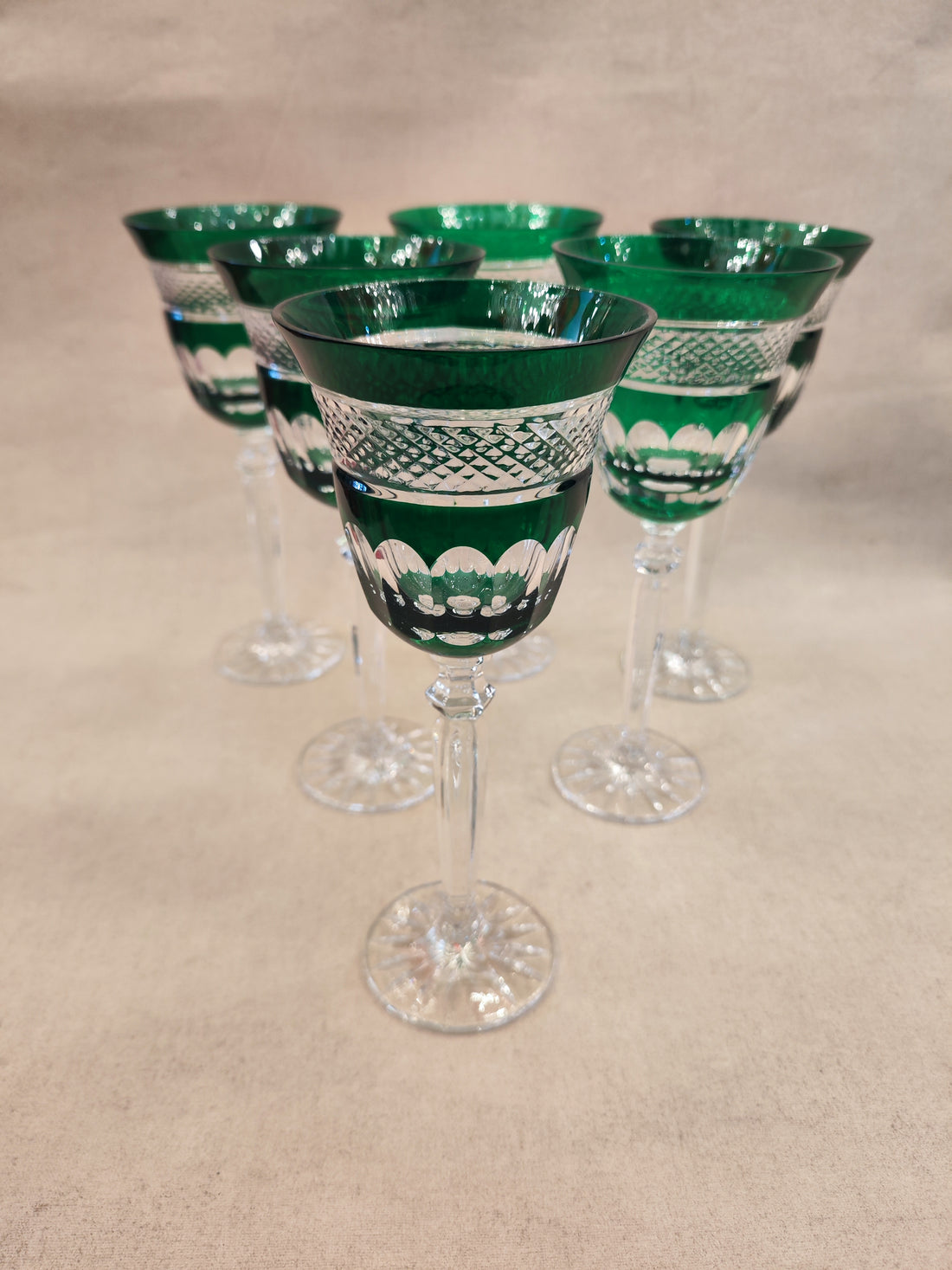 Juego de 6 copas verdes francesas. SXX