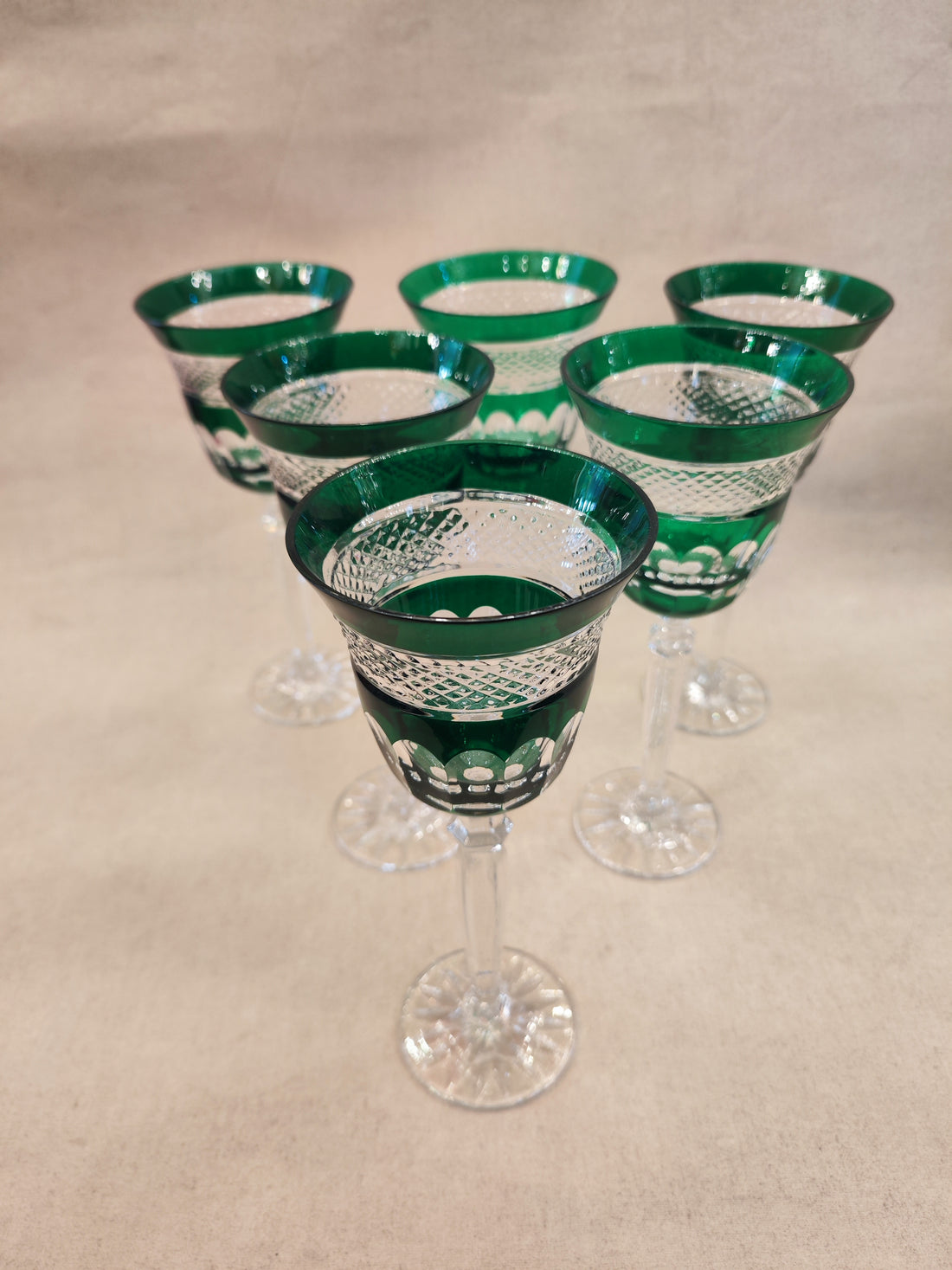 Juego de 6 copas verdes francesas. SXX