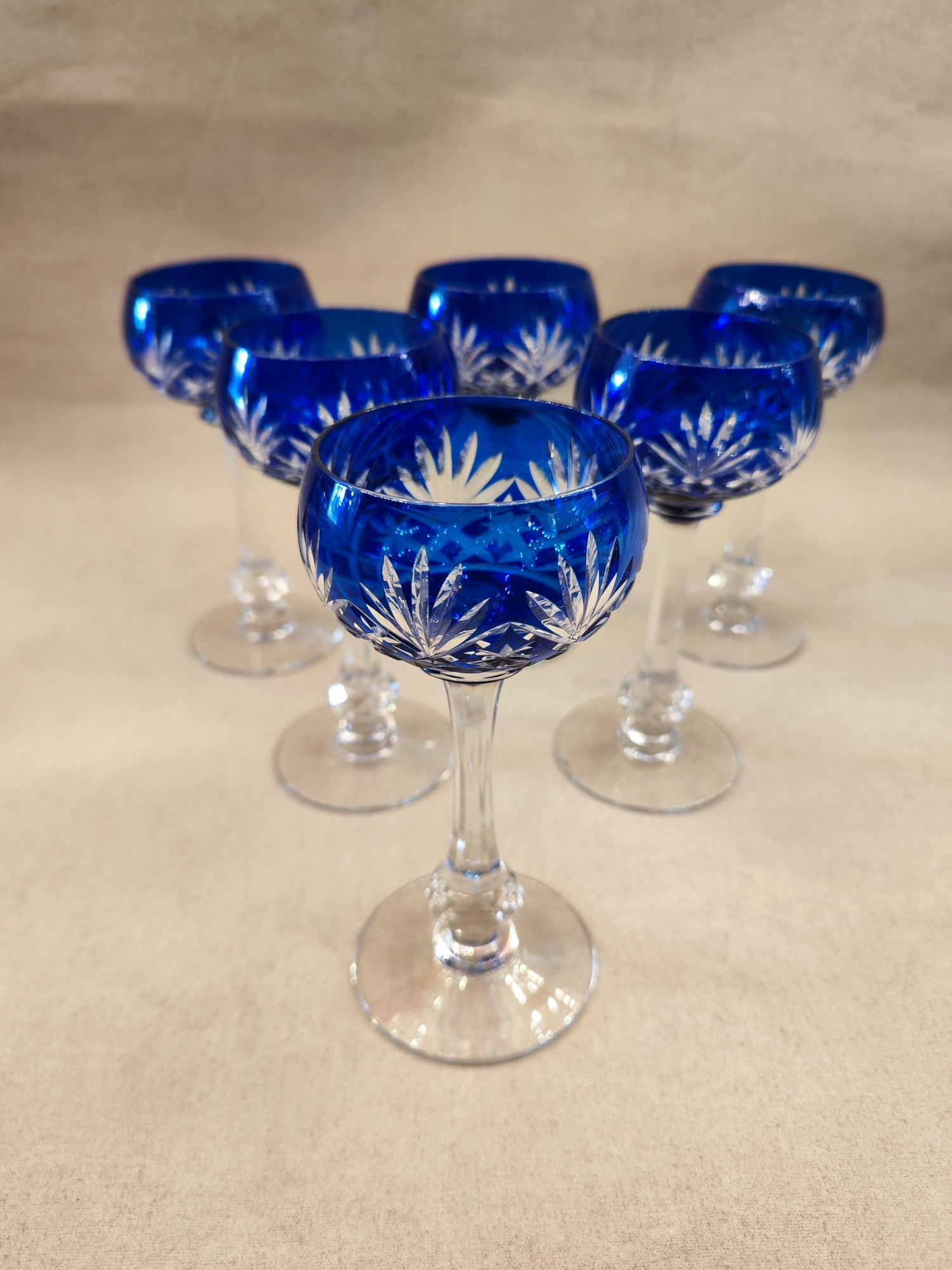 Juego de 6 copas francesa azules cristal cortado. Francia 1950