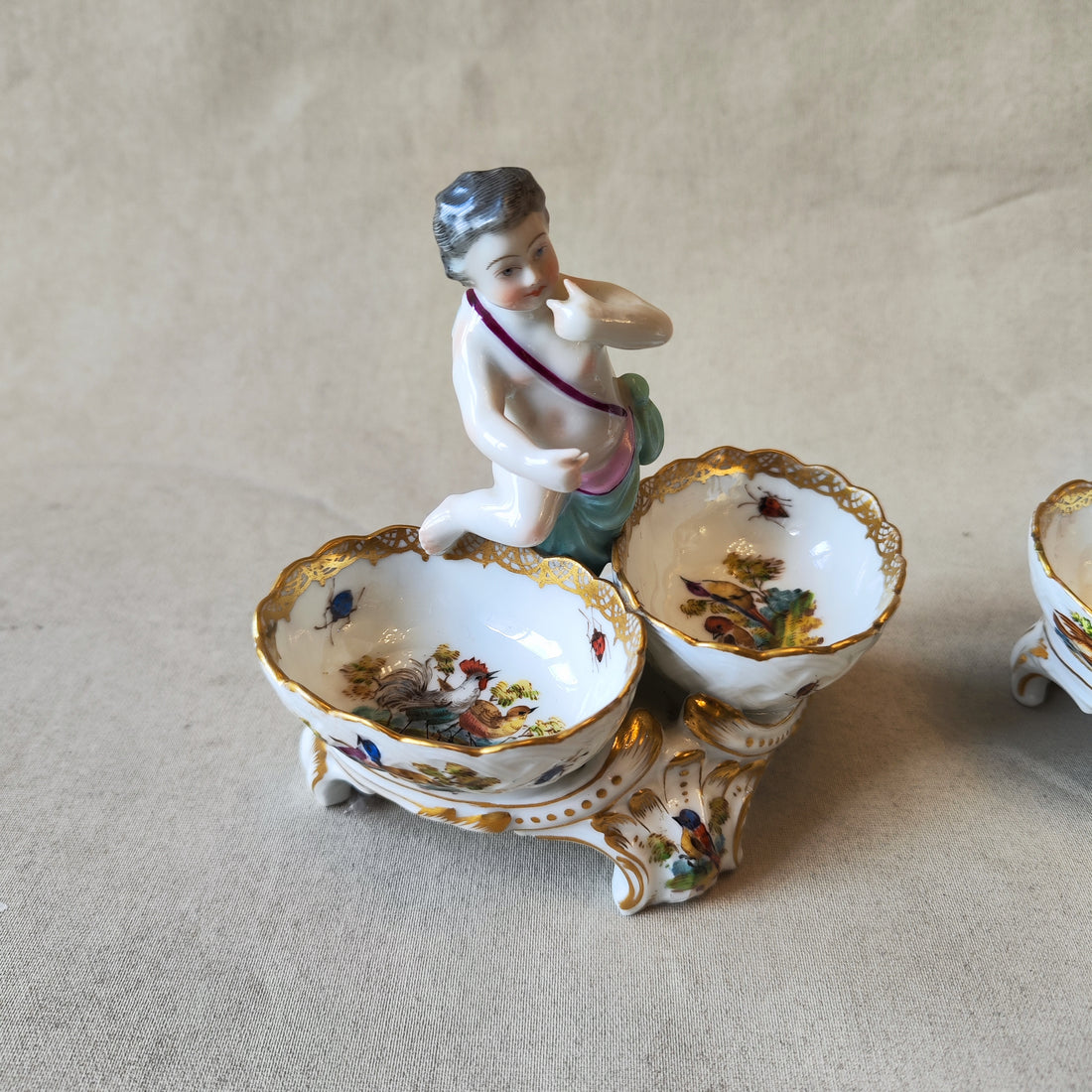 Par de saleros porcelana francesa. SXIX