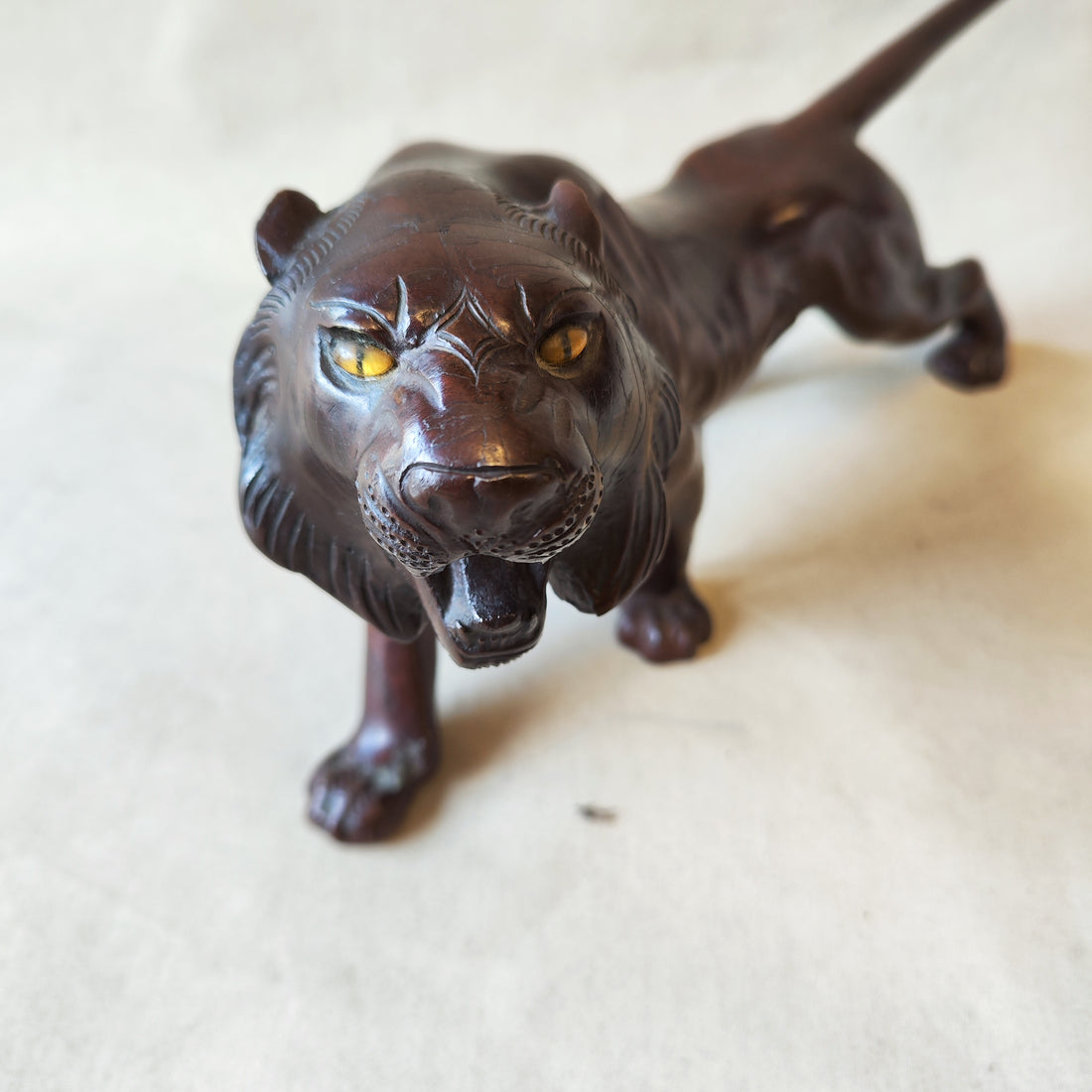 Tigre en bronce MEIJI JAPON. SXIX