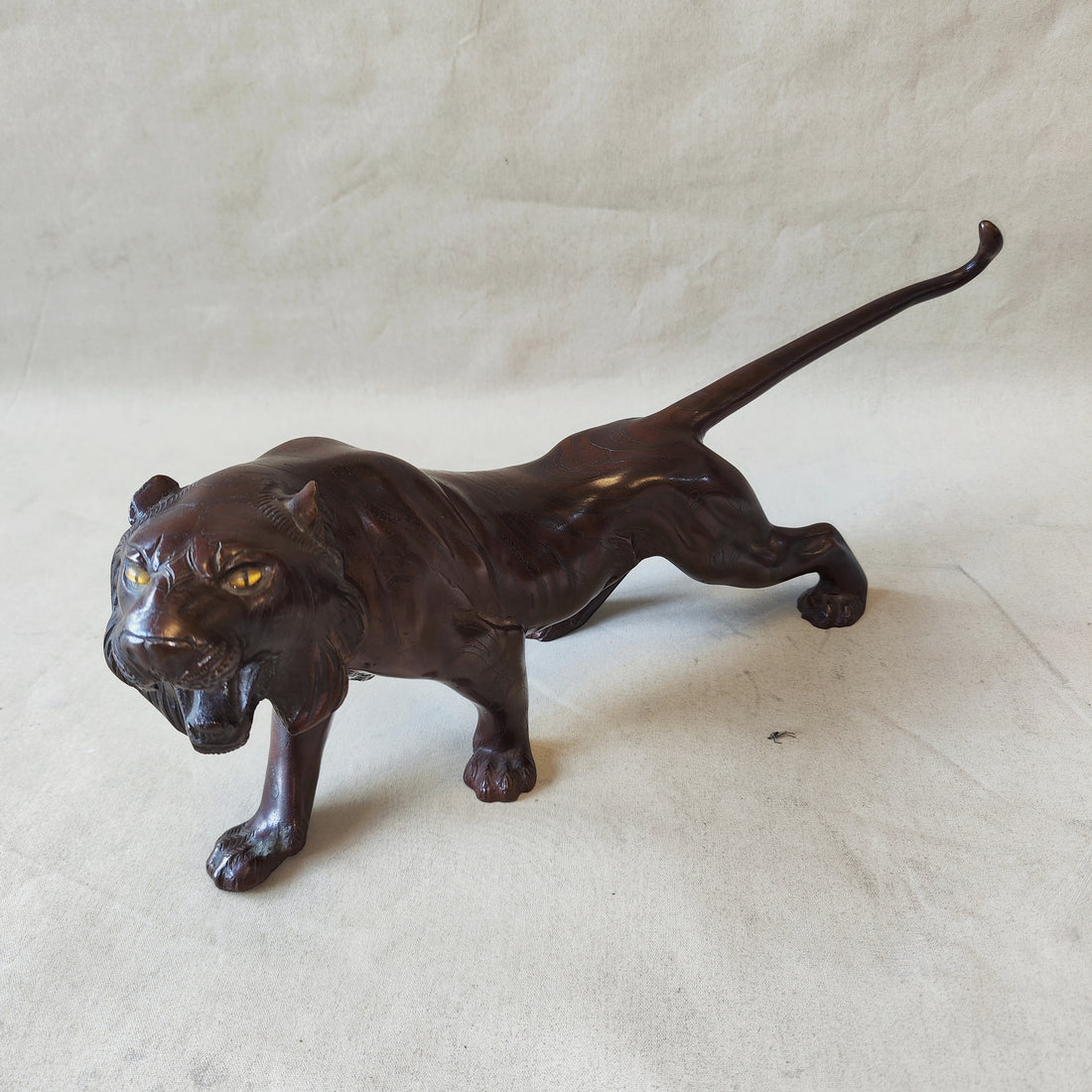 Tigre en bronce MEIJI JAPON. SXIX