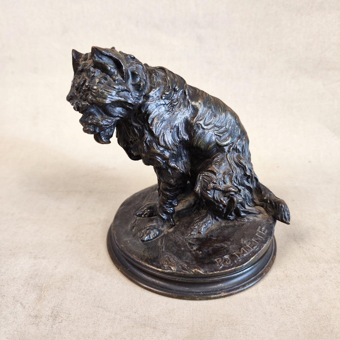 Perro de bronce firmado JP MENE. SXIX