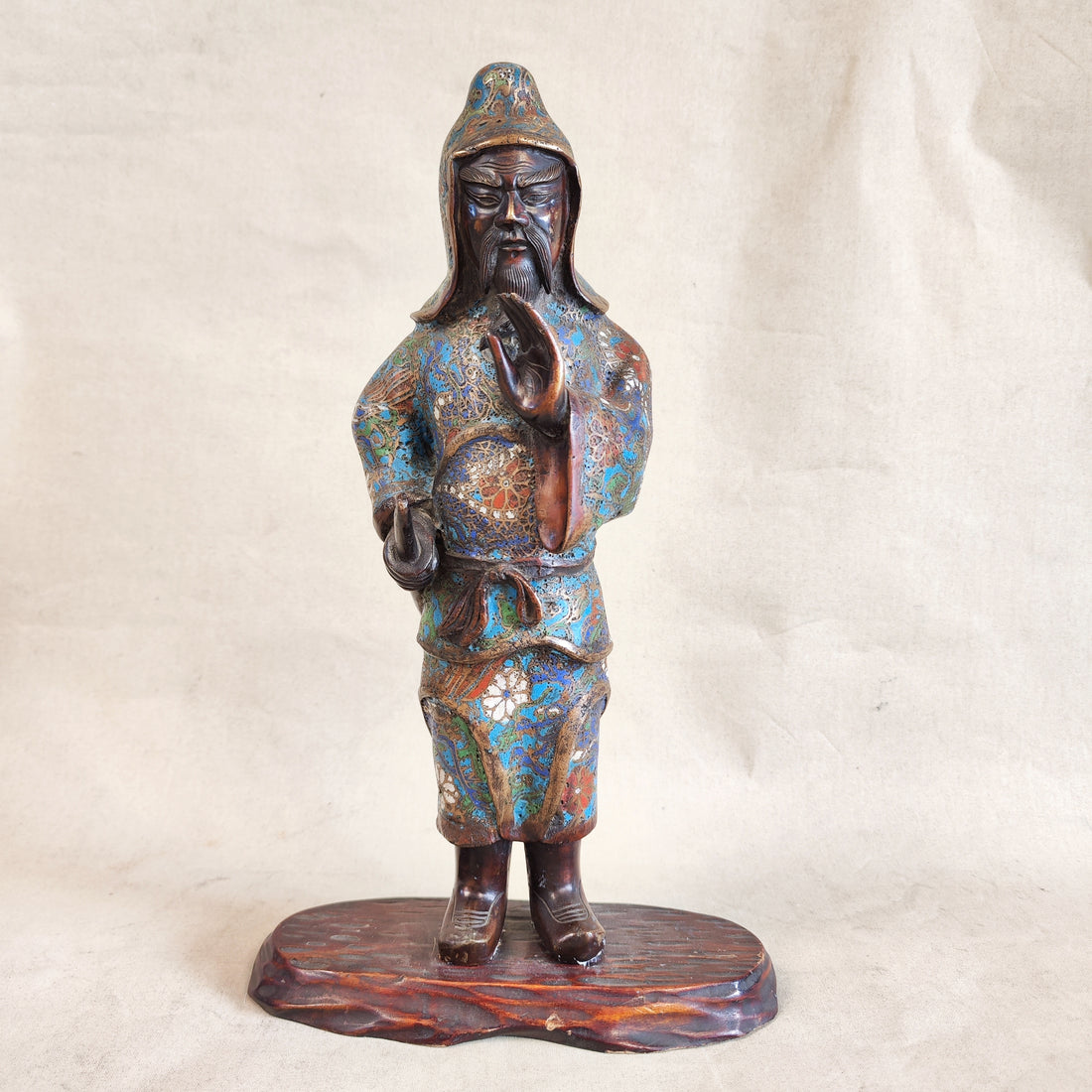 Guerrero samurái japones cloissone. japón Meiji SXIX