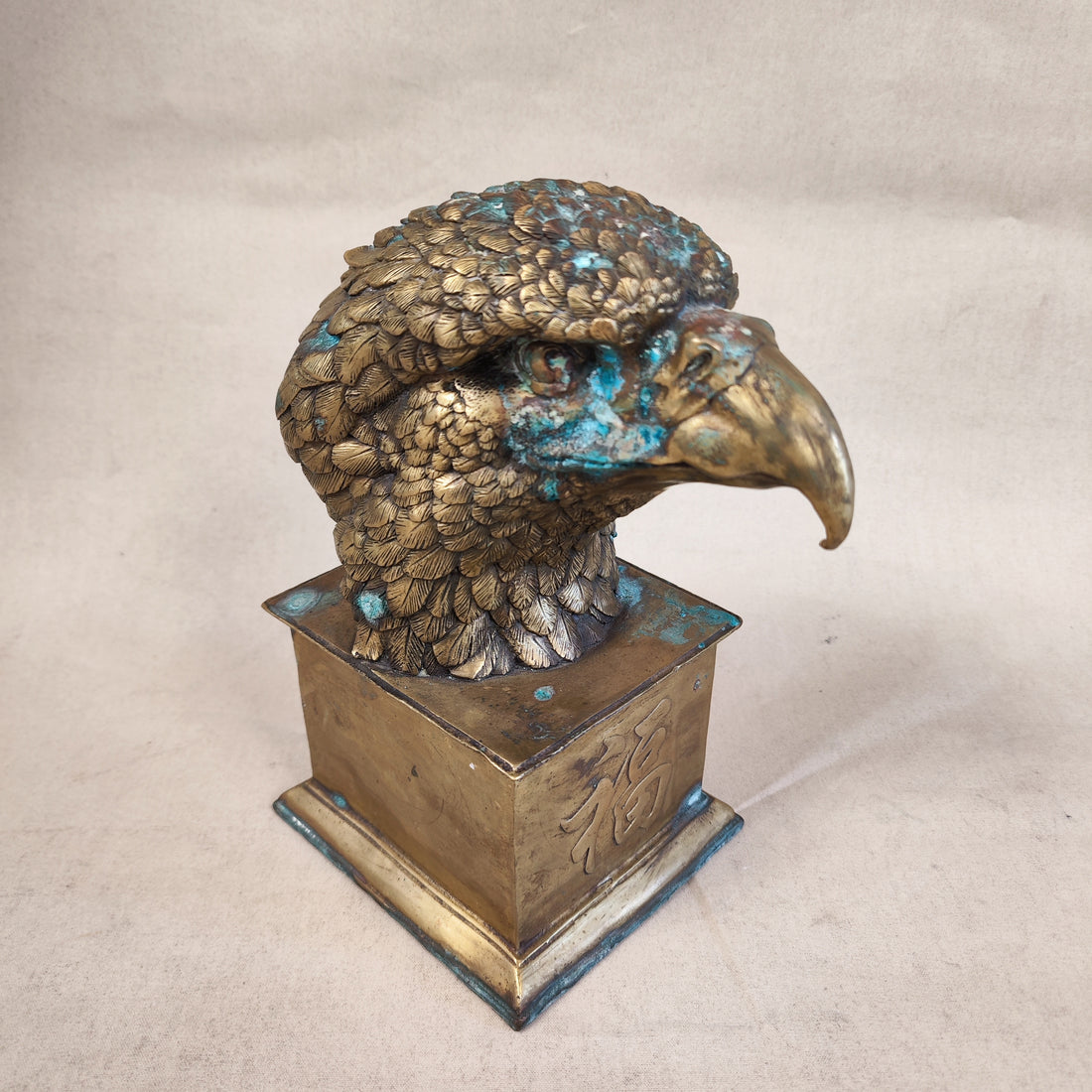 Busto de bronce de águila imperial china SXIX