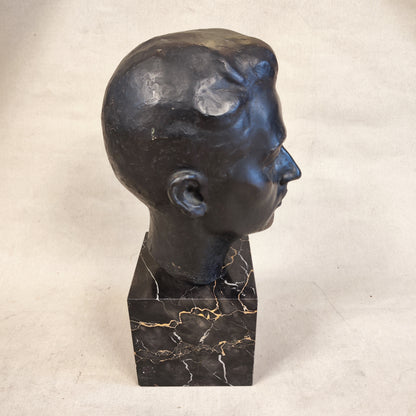 Busto en bronce. Guillaume Dumont (1889- 1950) Bélgica