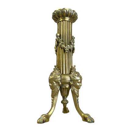 Par de candelabros de bronce. Época Napoleón III. SXIX