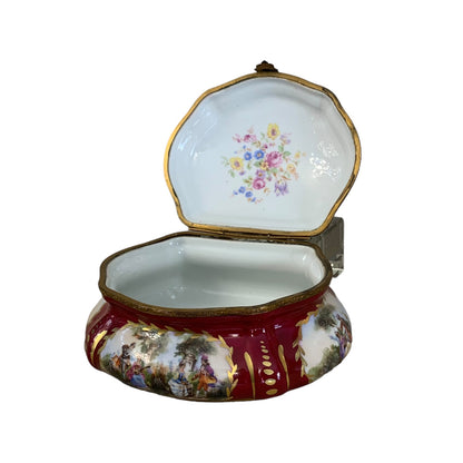 Joyero de porcelana francesa sellado Sevres M A. SXIX