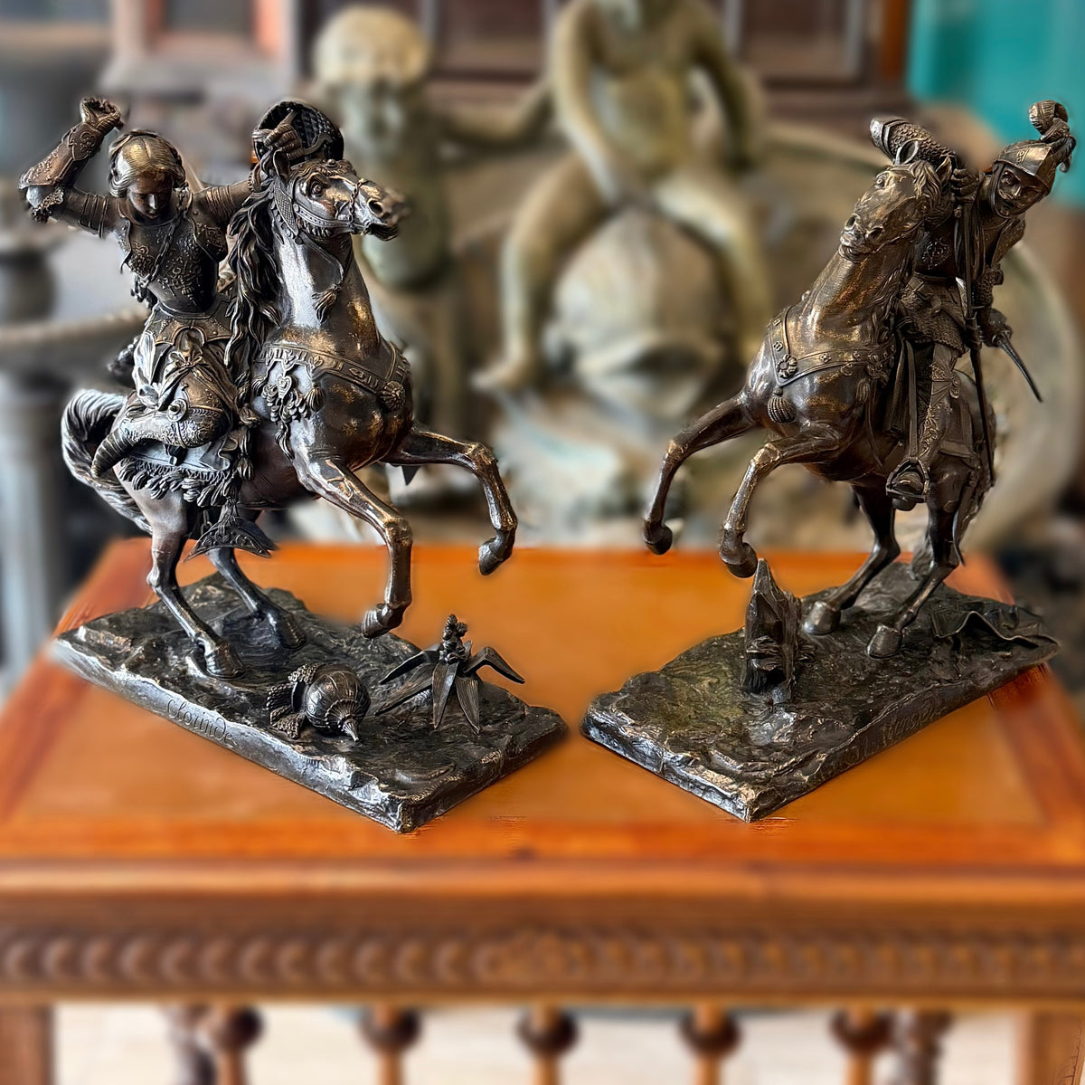 Espectacular escultura en bronce de Tancredo y Clorina en la batalla de Jerusalén. Francia SXIX