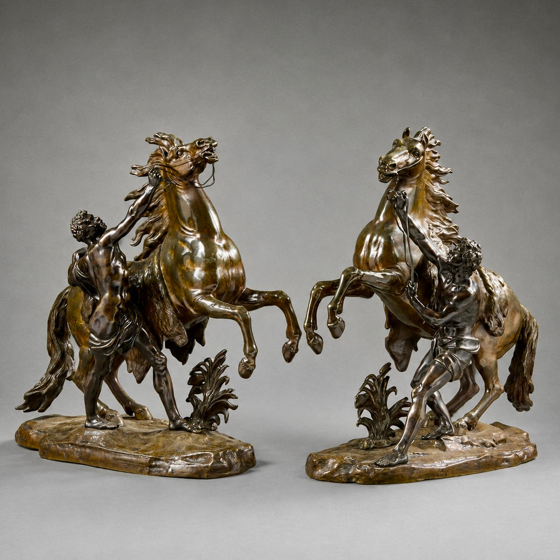 Magnifico par de caballos de bronce "Caballos de Marly". Francia SXIX