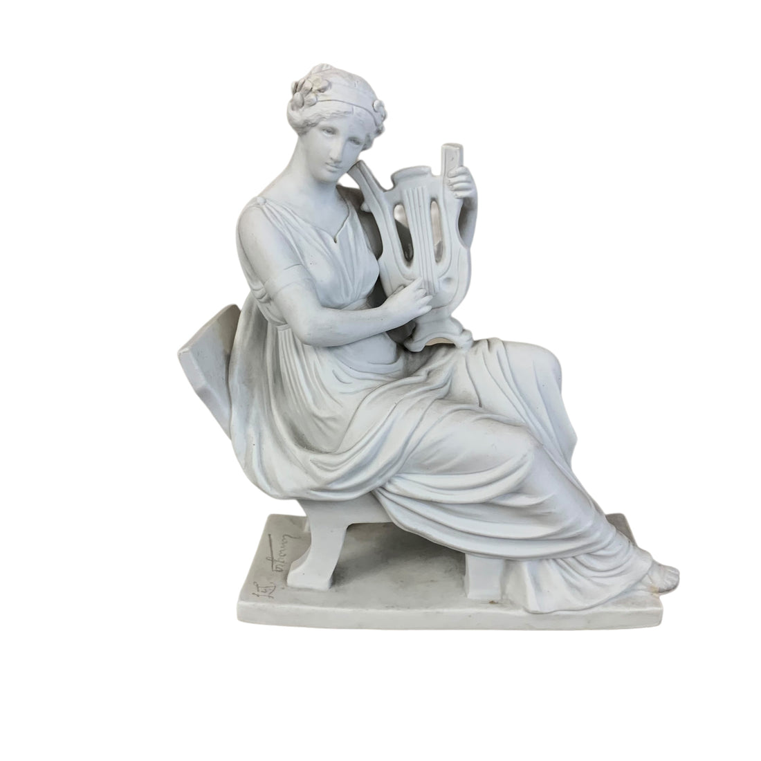 Figura de porcelana Bisque firmada Sevres. SXIX