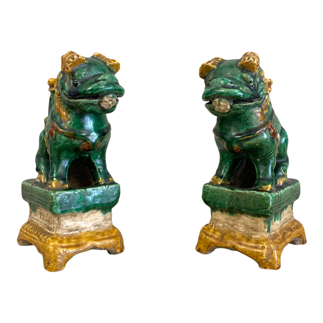 Par de leones de palacio. Dinastia Ming. SXVII