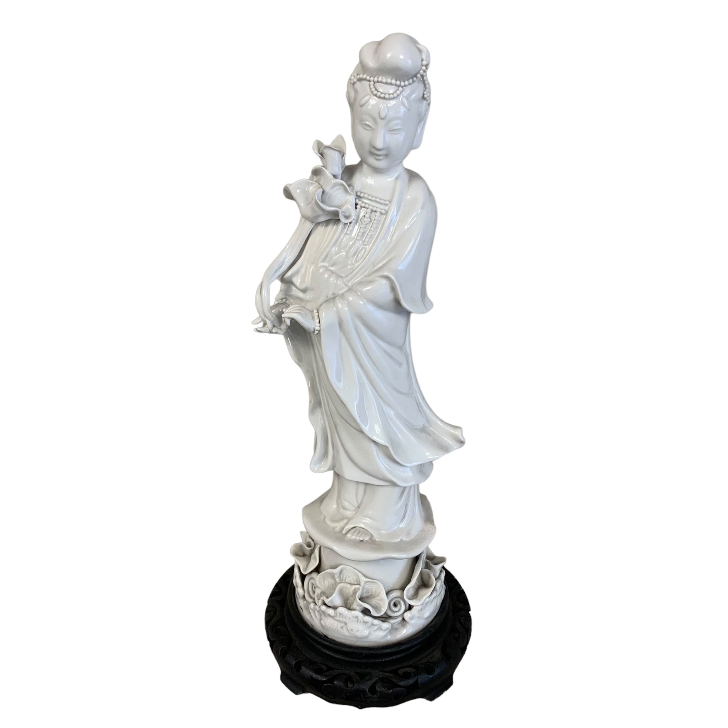 Figura de porcelana Blanc de Chine diosa Kuan Yin. SXIX