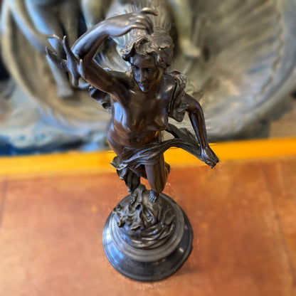 Escultura de bronce "Depart des Hirondelles" Auguste Moreau. Francia SXX