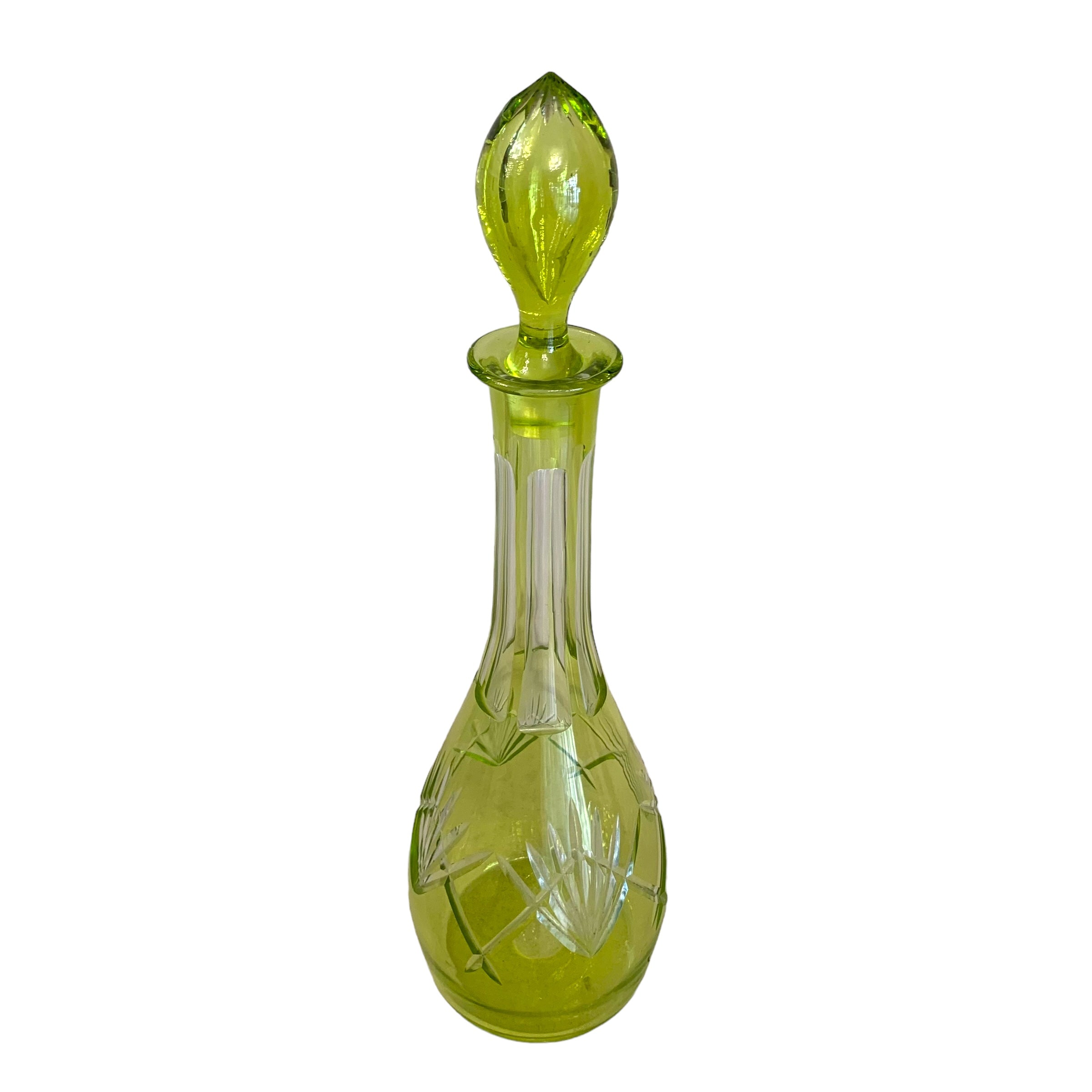 Botella de cristal cortado checo color vaselina Art-Deco. SXX