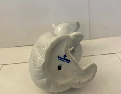 Figura porcelana española LLadro. SXX