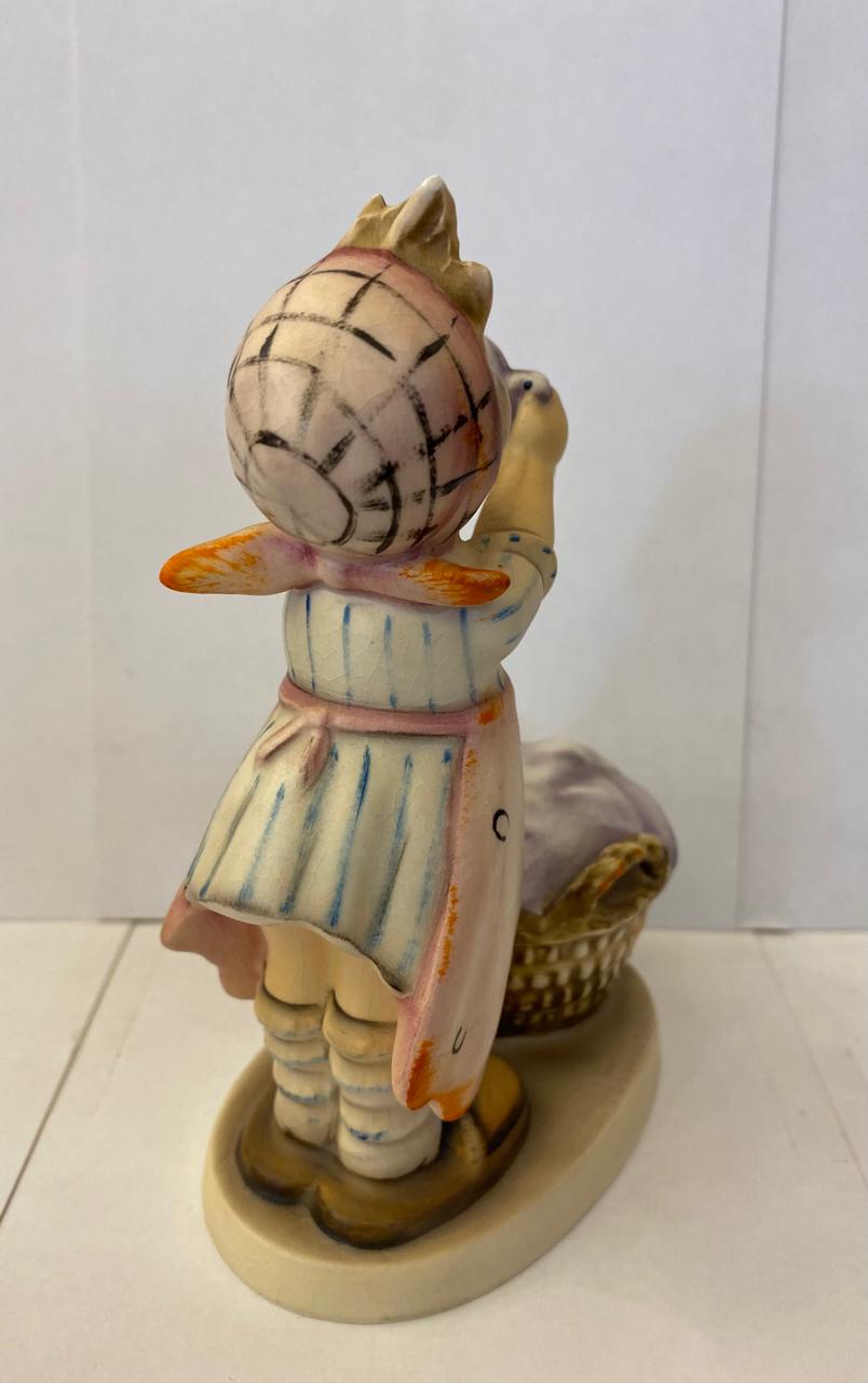 Figura porcelana alemana Hummels. Año 1930/1935