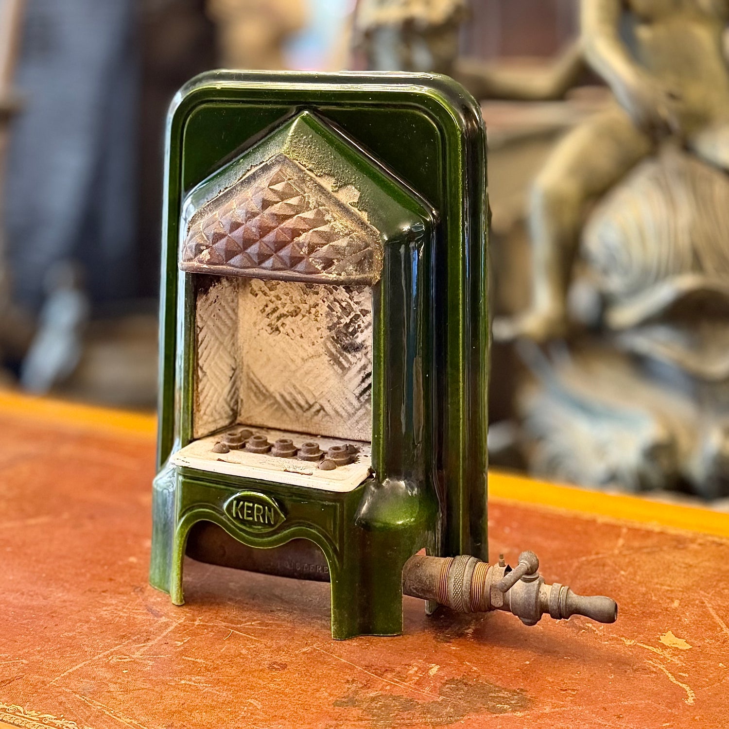 Estufa a gas de fierro fundido Art-deco Welsbach Kern. Inglaterra SXX