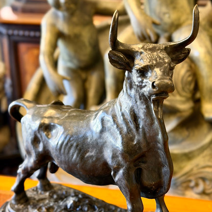 Espectacular toro de bronce patinado Rosa Bonheur. Francia SXIX