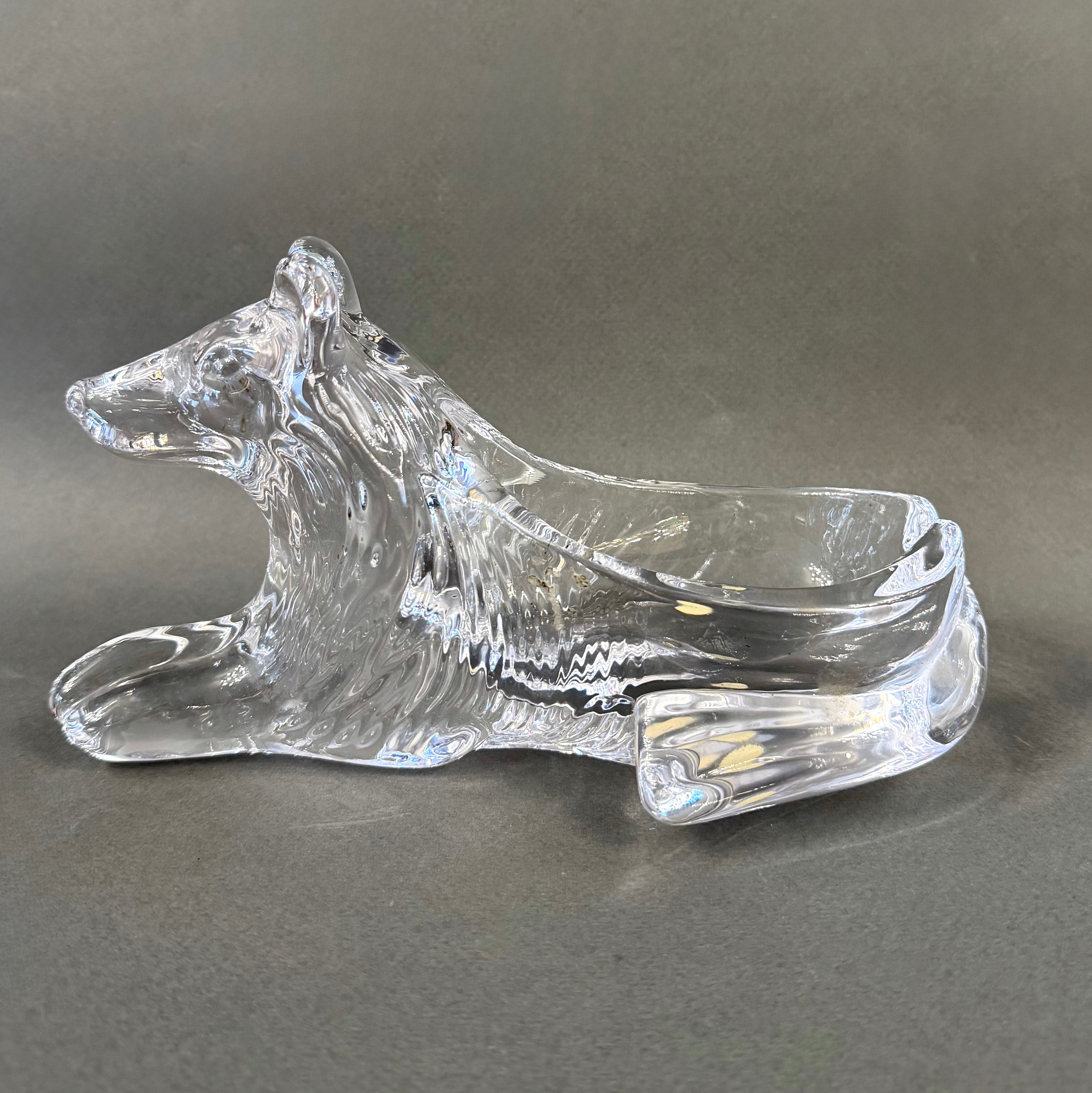 Perro collie de cristal francés Vannes-le-Chatel. Francia XX