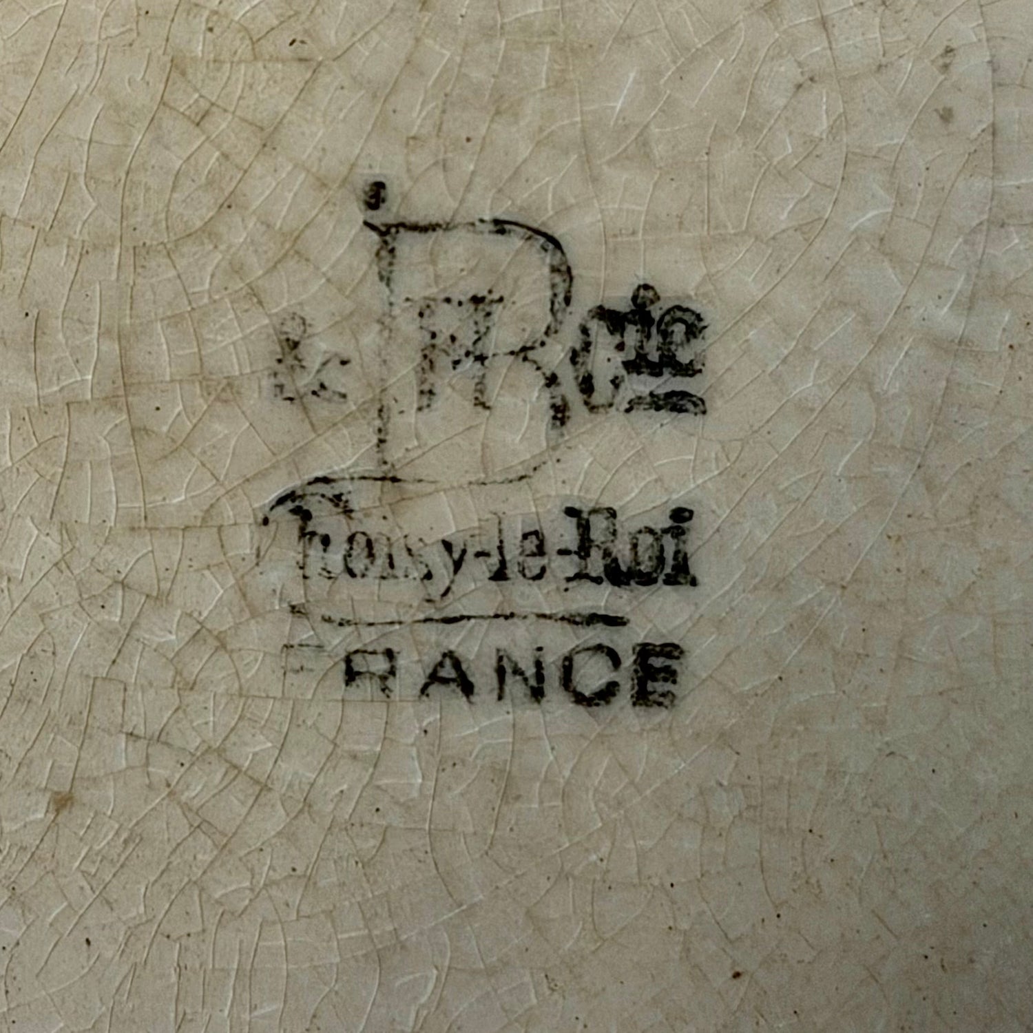 Juego de platos de mayólica Choisy Le Roi. Francia SXIX