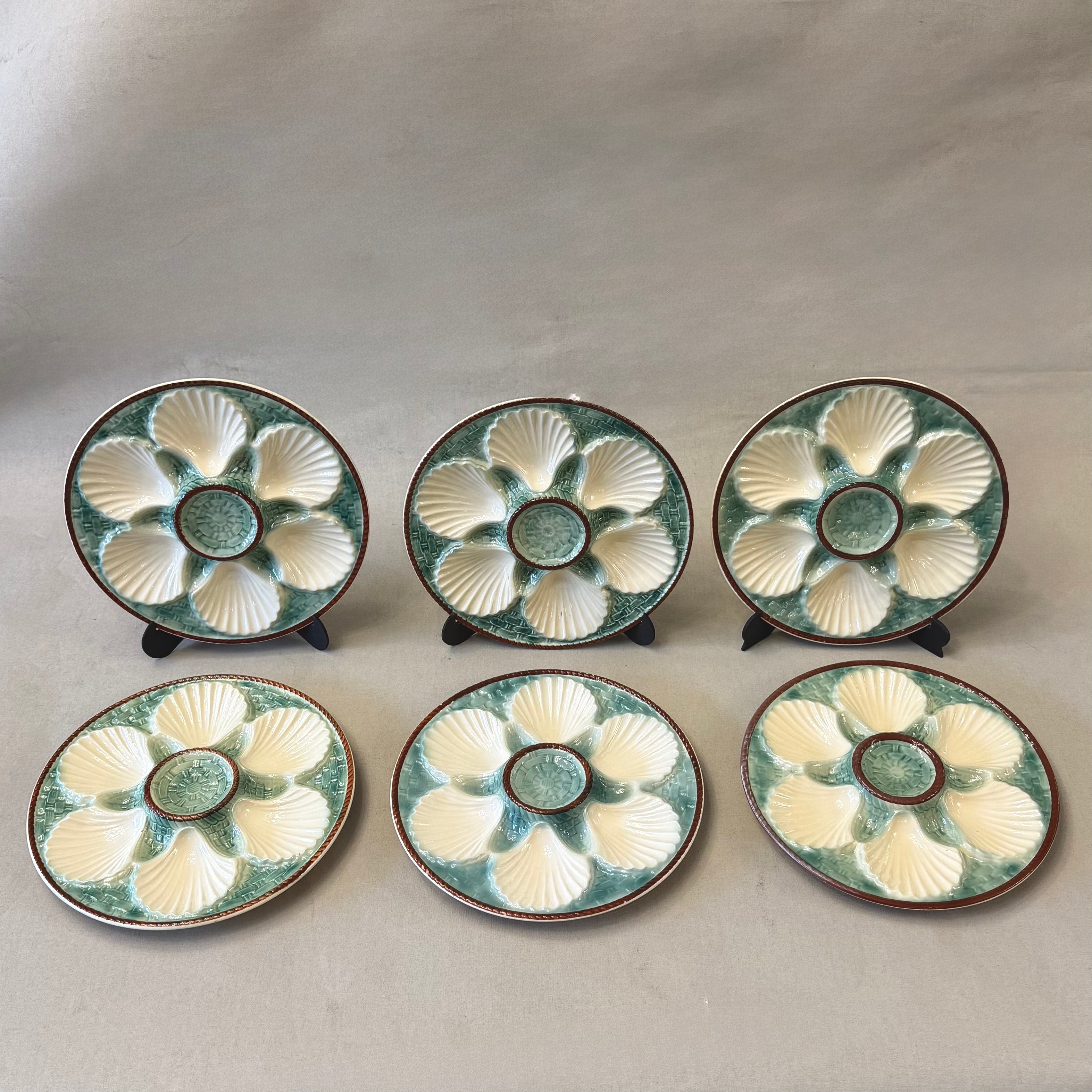 Juego de platos de ostra mayólica francesa Saint-Clement. Francia SXIX