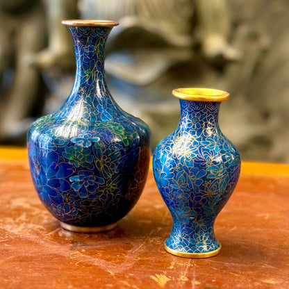 Dos jarroncitos cloissone japoneses Meiji. Japon SXIX