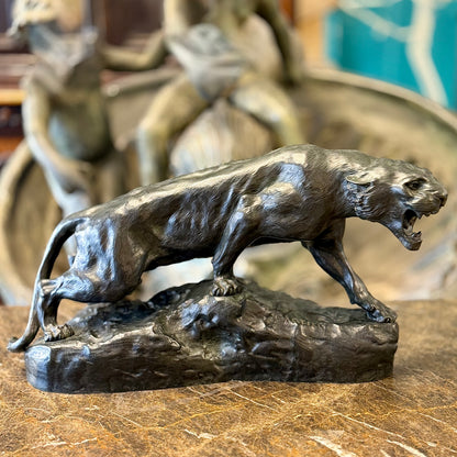 Escultura francesa de bronce "Animalier" de Thomas Francois Cartier. Francia SXX
