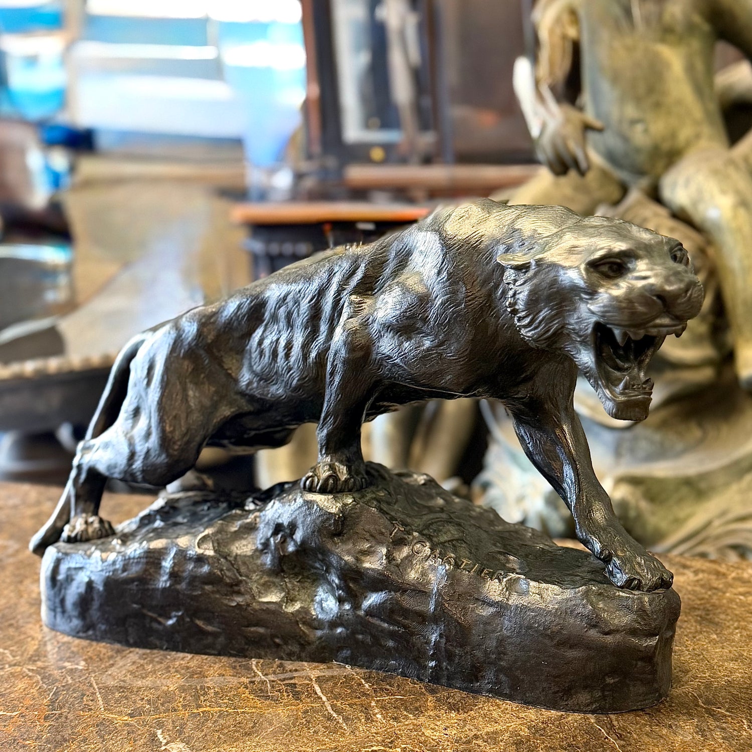 Escultura francesa de bronce "Animalier" de Thomas Francois Cartier. Francia SXX