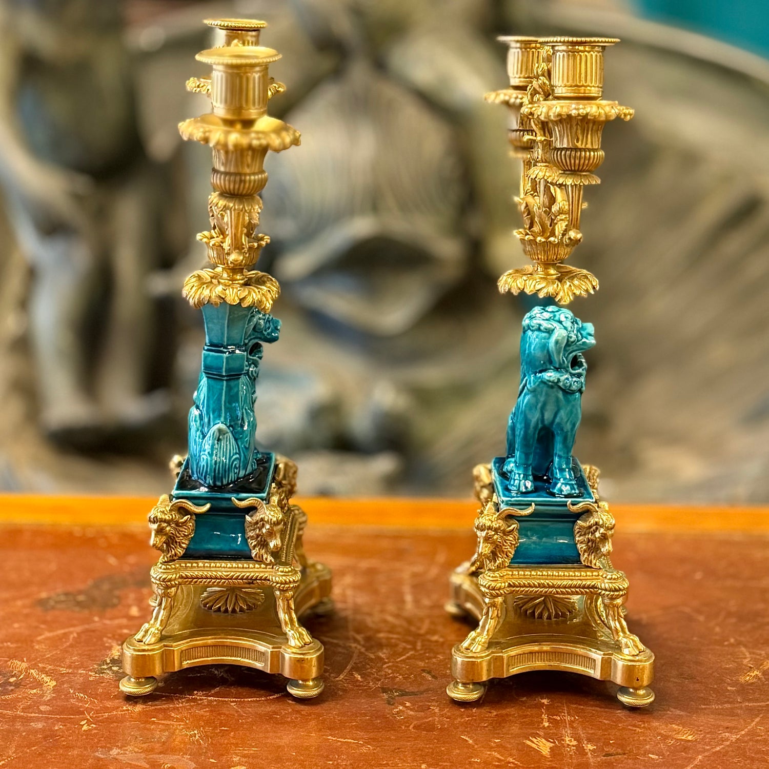 Par de candelabros franceses CHINOISERIE época Napoleón III. Francia SXIX