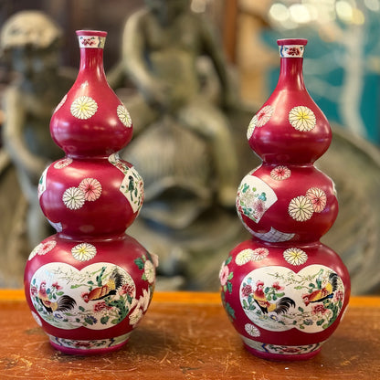 Par de jarrones chinos frambuesa "triple gorda". China SXIX
