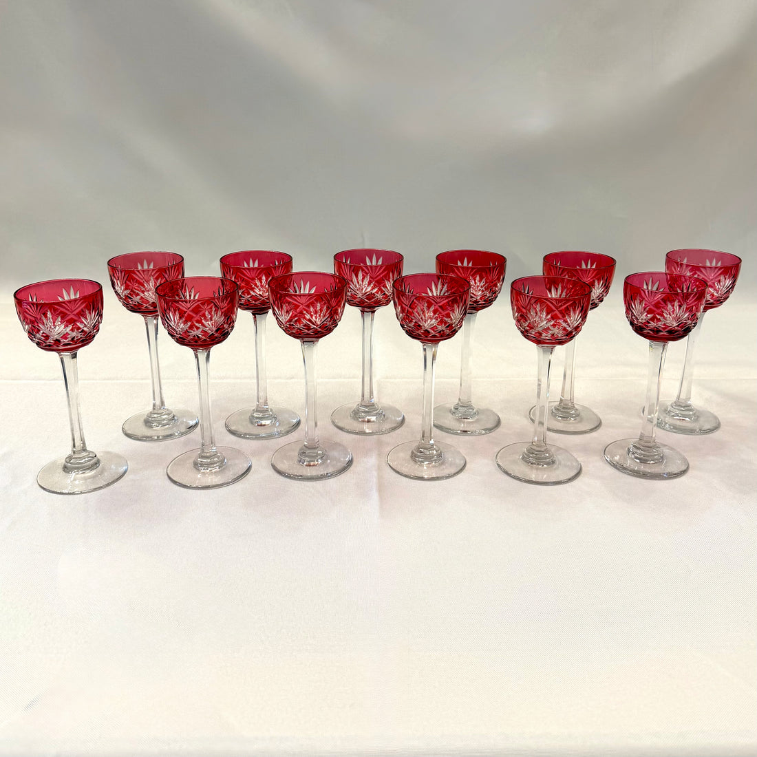 Juego de doce copas licor francesas. Francia SXX