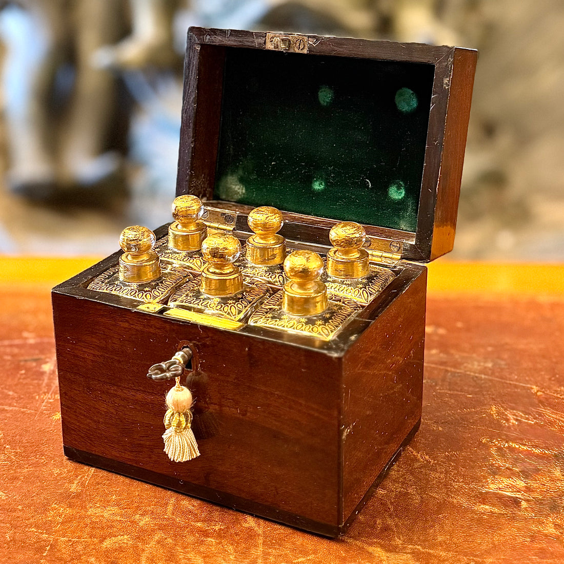 Estuche de perfumes época Napoleón III. Francia SXIX