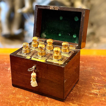 Estuche de perfumes época Napoleón III. Francia SXIX