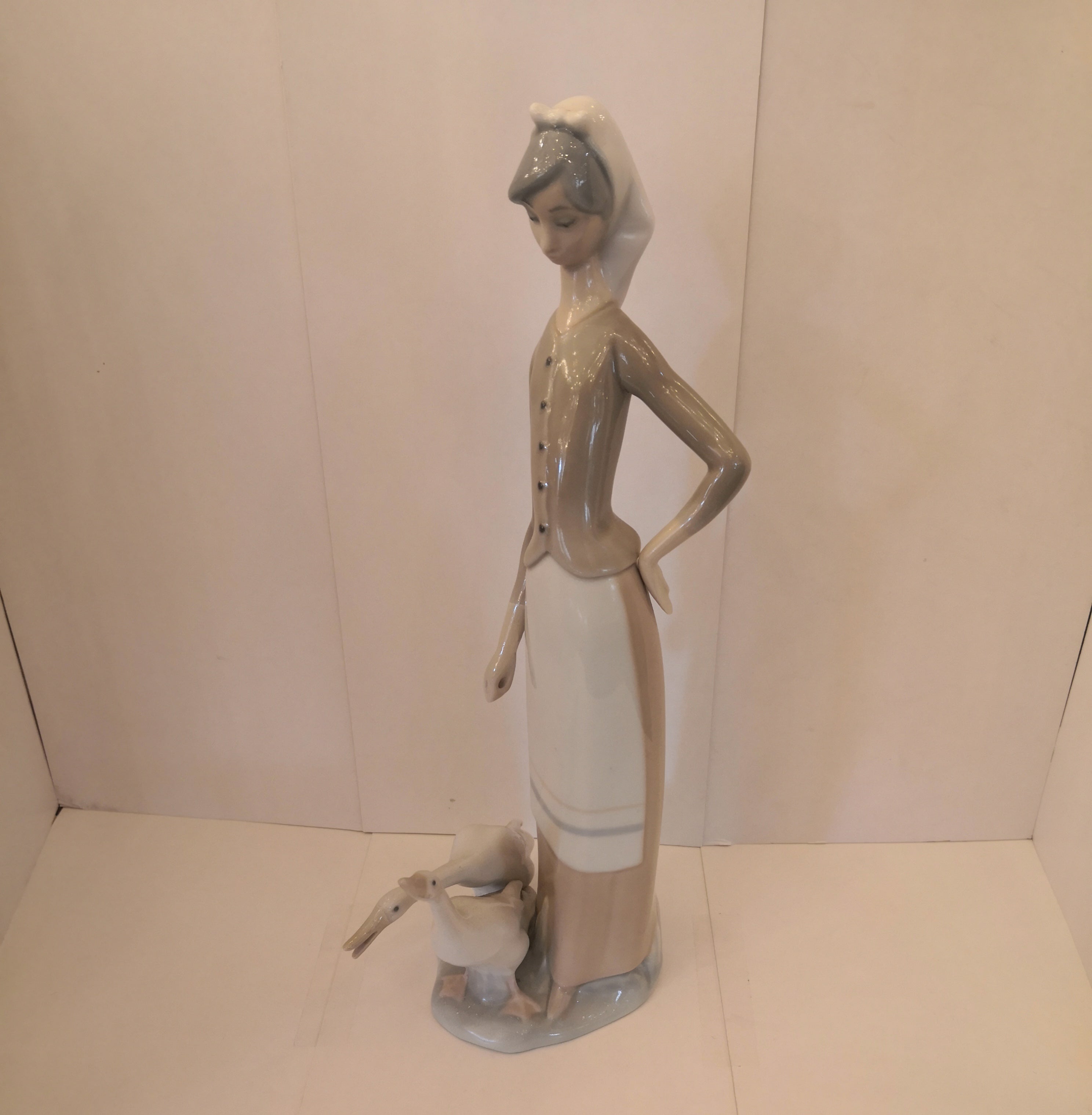 Figura Porcelana española LLadro. SXX