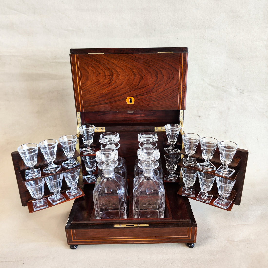 Cava licor francesa época Napoleón III. Francia SXIX