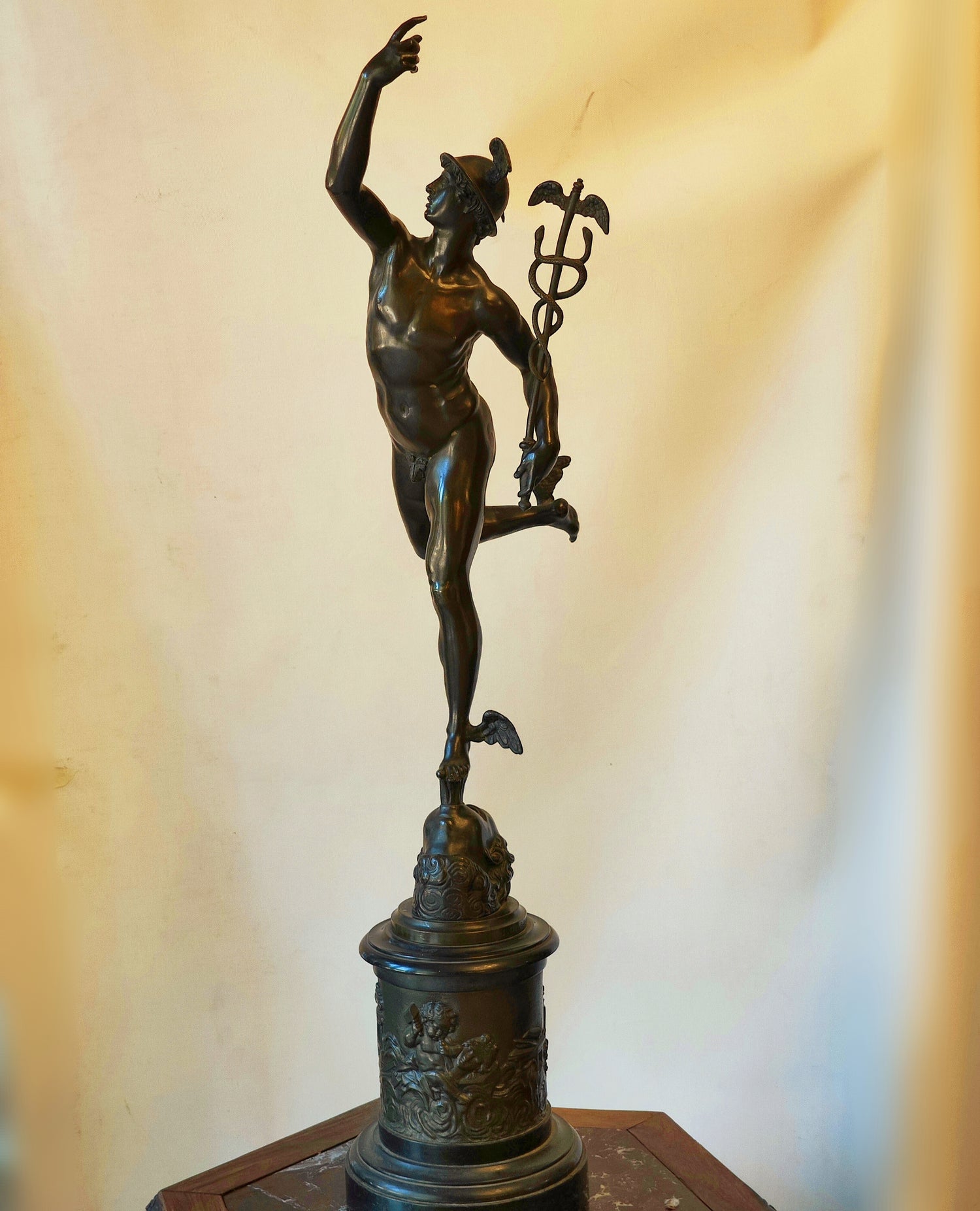 Dios Mercurio en bronce según Jean de Bologne. SXIX