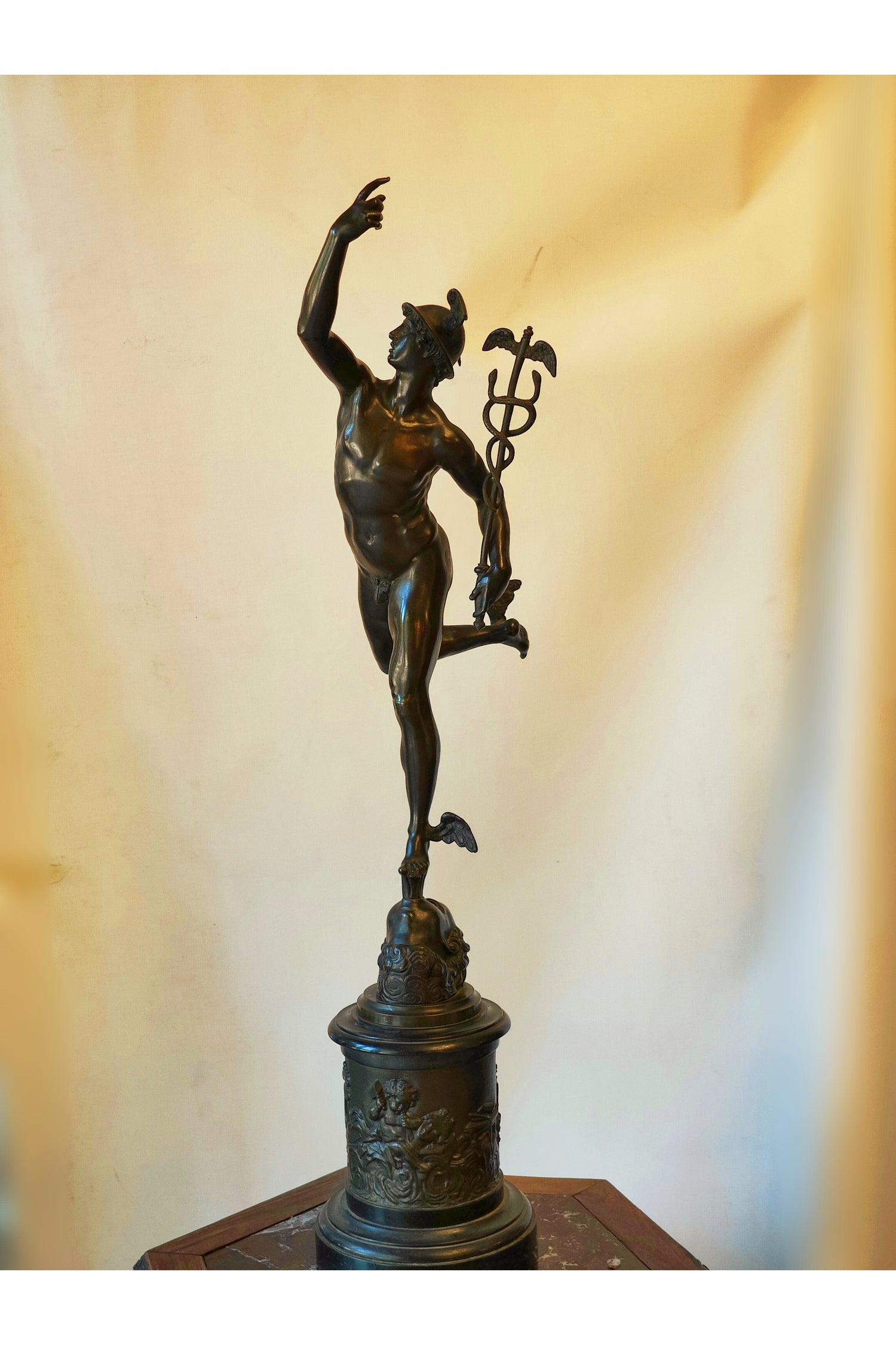 Dios Mercurio en bronce según Jean de Bologne. SXIX