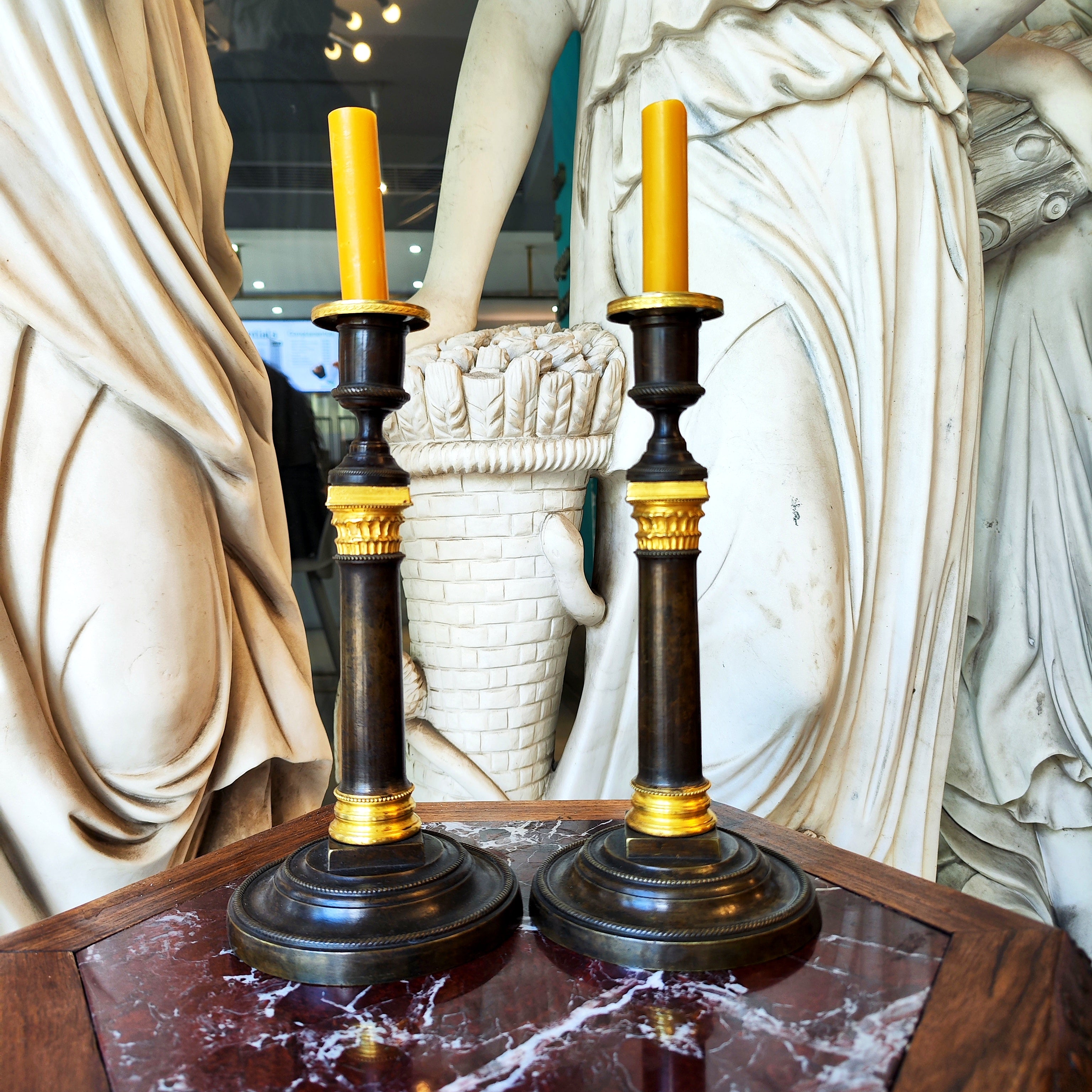 Par de candelabros bronce Época Napoleón III. SXIX