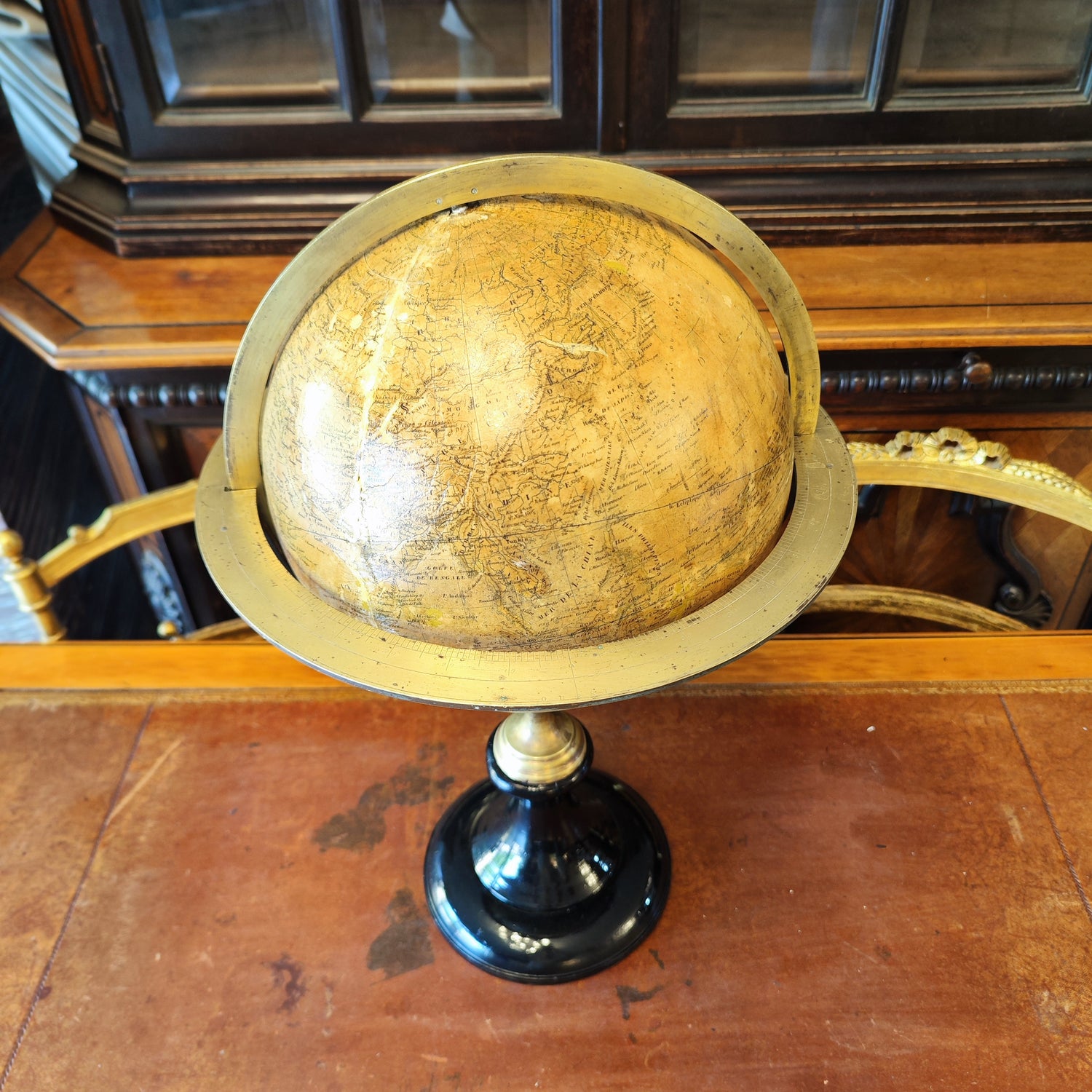 Globo terráqueo firmado Grosslin. Francia 1876