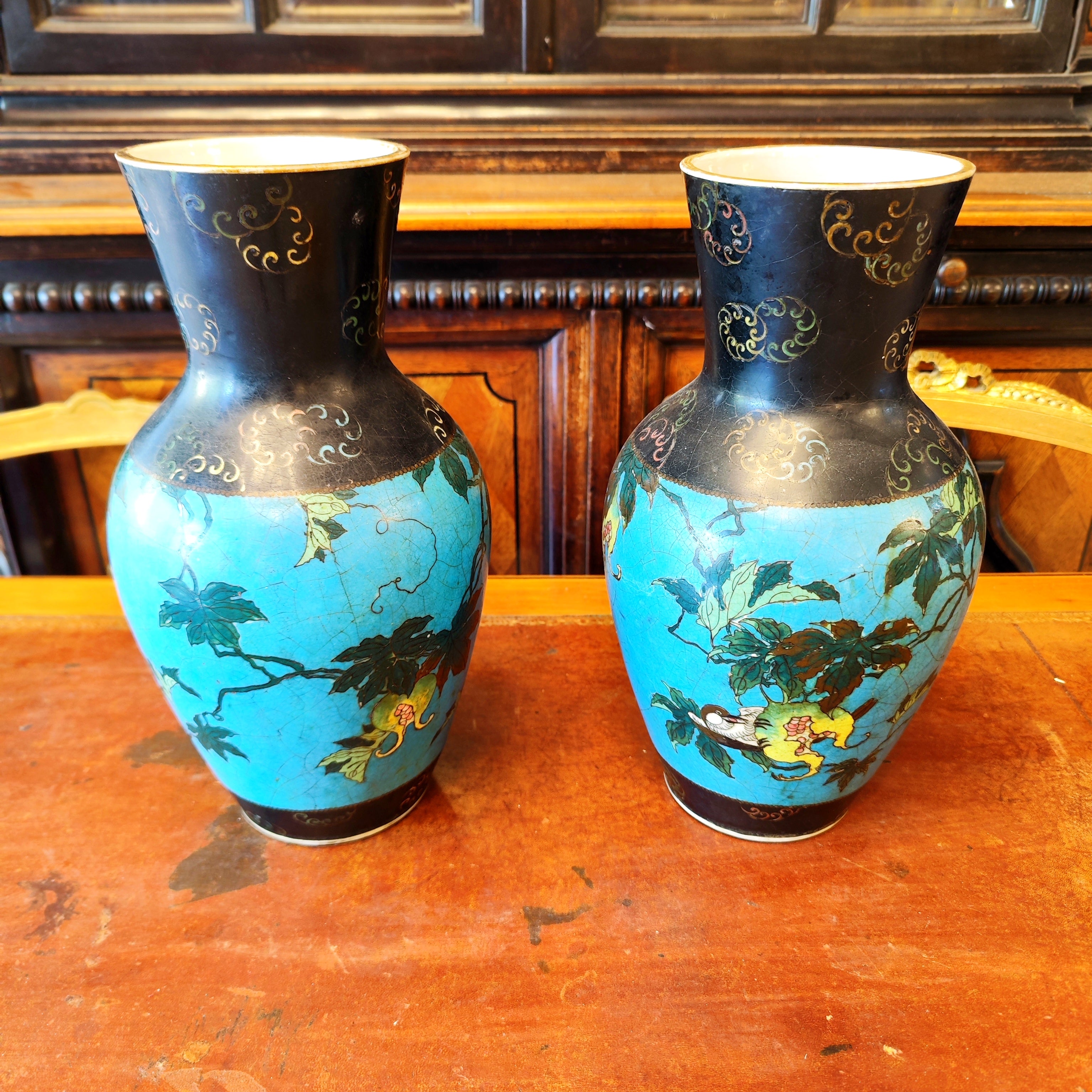 Par de jarrones Meiji época EDO. Japón SXIX