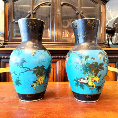 Par de jarrones Meiji época EDO. Japón SXIX