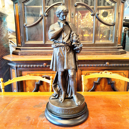 Importante figura en peltre de Phidias. Italia SXIX