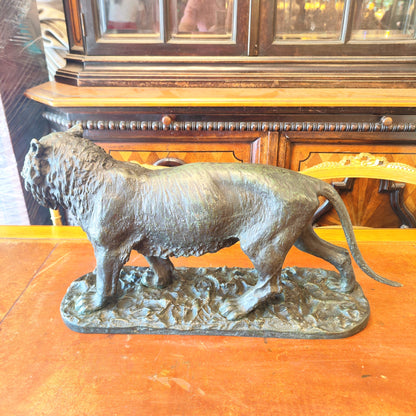 Tigre firma Christophe Fratin de bronce. Francia SXIX