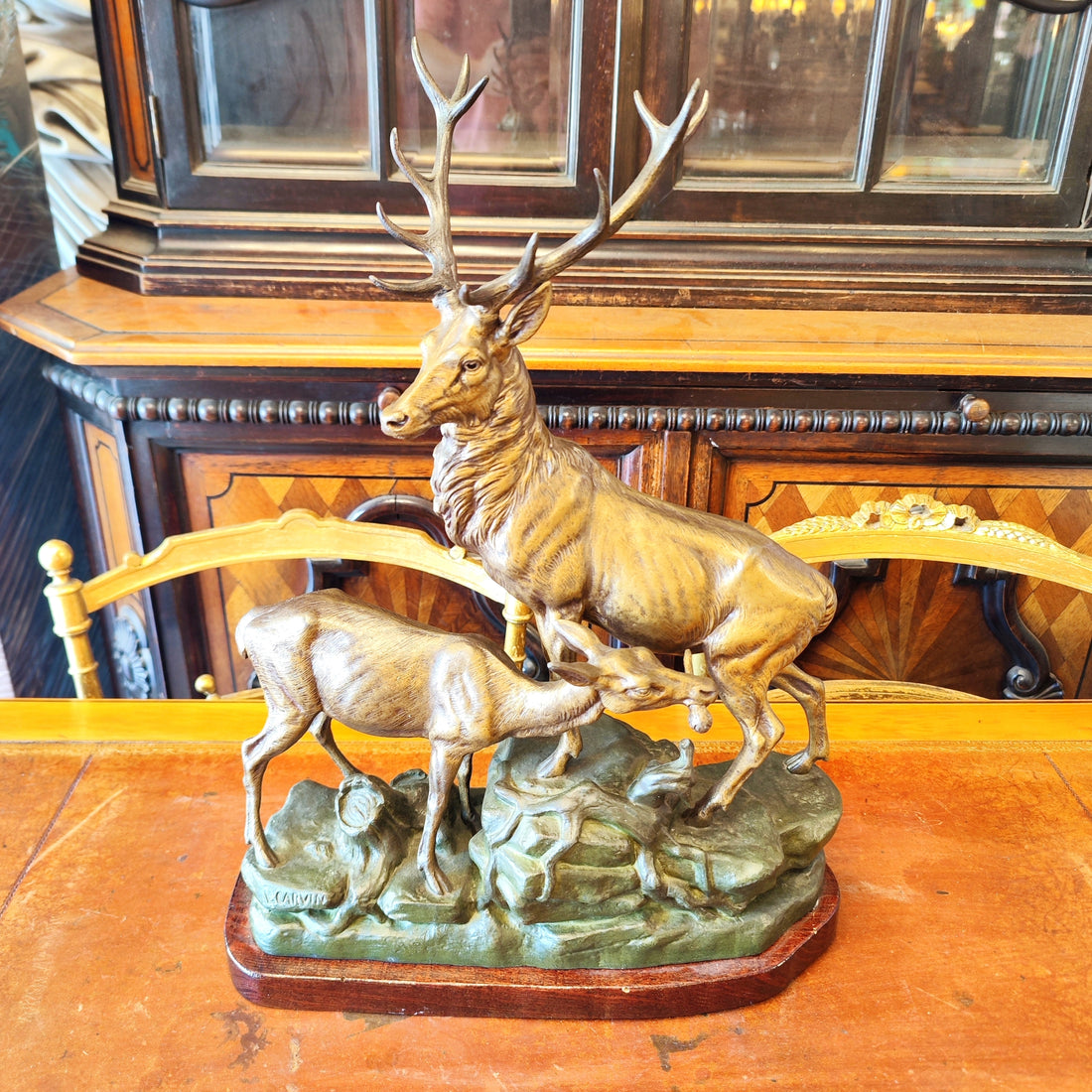 Importante figura venado Louis-Carvin. Francia SXIX