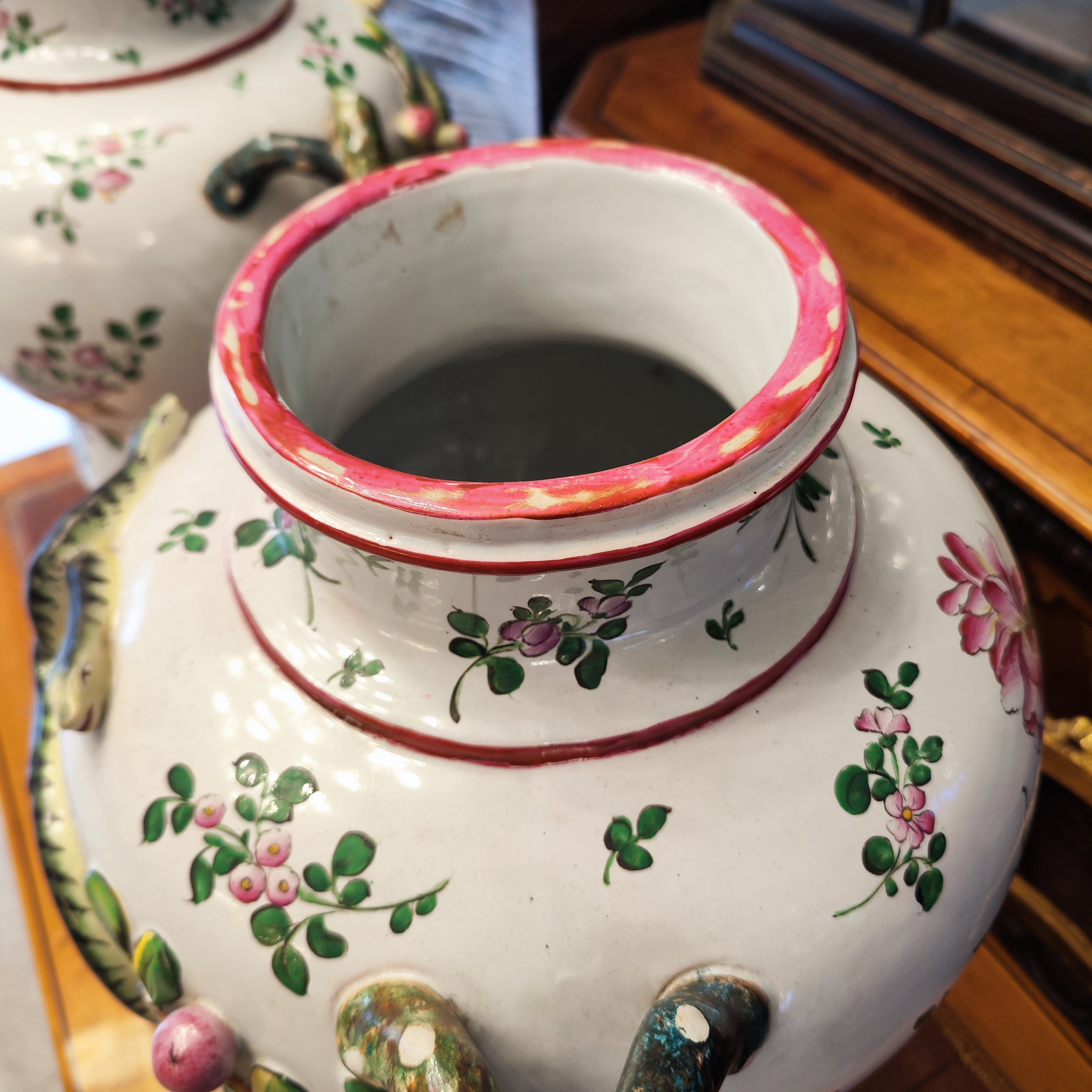 Gran par de frascos de farmacia con ramas de higos. Francia SXIX