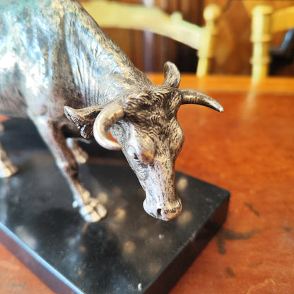 Escultura Vaca francesa Christofle bronce plateado. Francia SXX