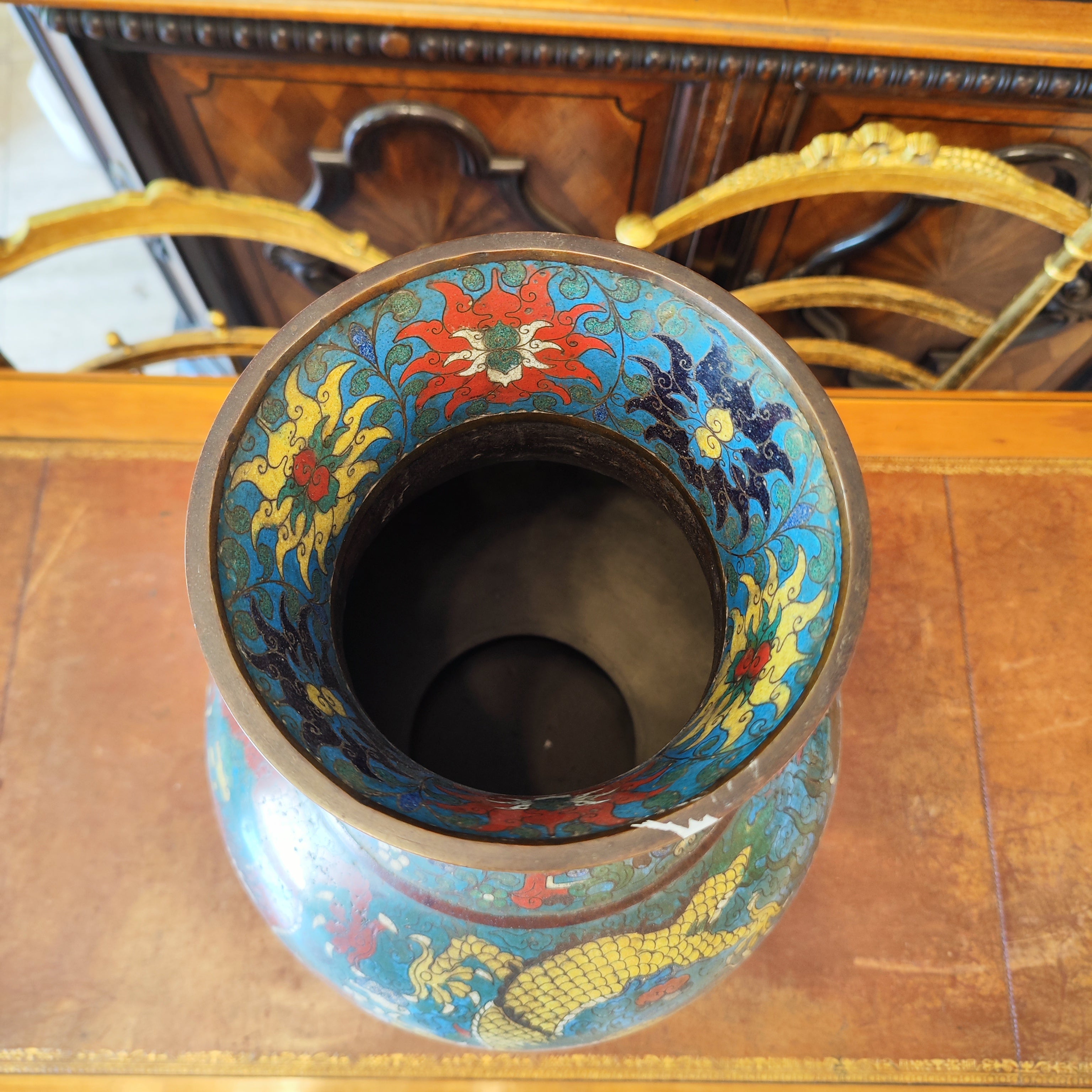 Gran cloissone japones Época Meiji periodo Edo. Japón SXIX